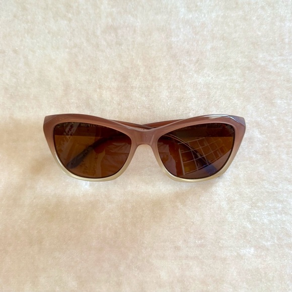 BCBGMaxAzria Brown Spectacular Sunglasses - Picture 2 of 4